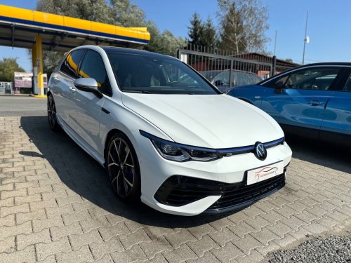 volkswagen-golf-r-235kw-panor-navi-100-km