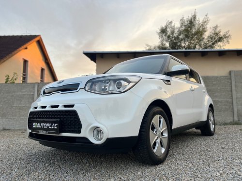 kia-soul-1-6-crdi-94kw-silber