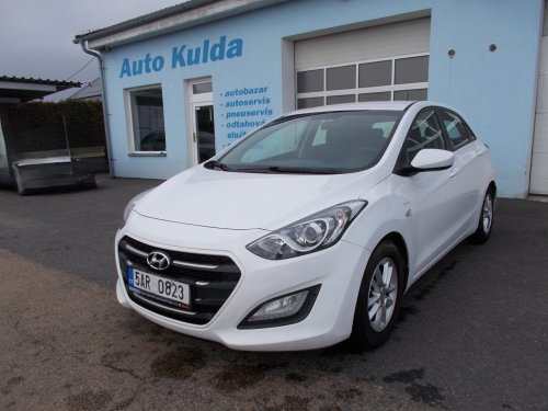 hyundai-i30-1-6-crdi-odpocet-dph