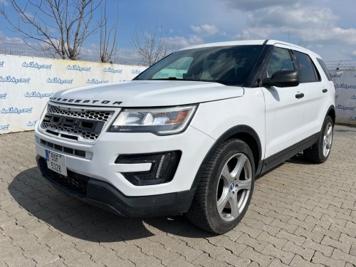 ford-explorer-police-interceptor-3-8