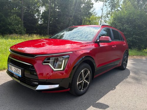 kia-niro-1-6-gdi-hev-cz-dph-navi-kame