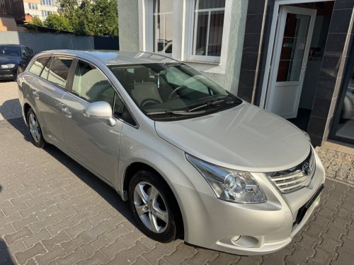 toyota-avensis-2-0-d4-d-1-maj-servis-toyota