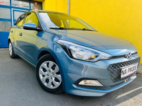 hyundai-i20-1-2-i-benzin-najeto-jen-68-tis