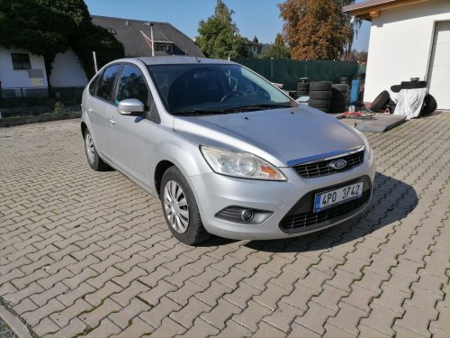 ford-focus-1-6