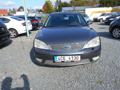 ford-mondeo-2-0i