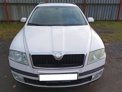 skoda-octavia-acbxex01