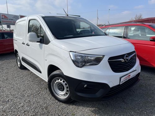 opel-combo-1-5-cdti-75-kw-enjoy-dph-cr