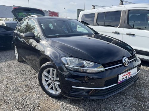 volkswagen-golf-variant-1-5-tsi-110-kw-nehavar-cr