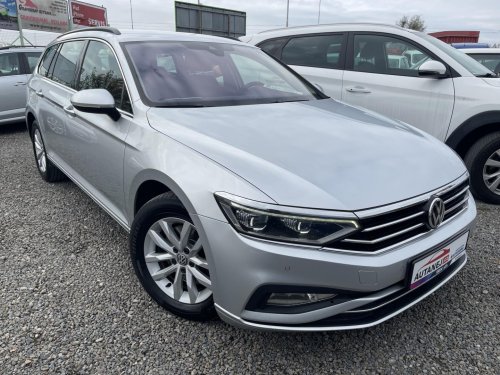 volkswagen-passat-2-0-tdi-110kw-dsg-acc-navig-cr