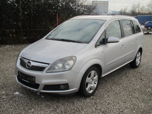 opel-zafira-1-8