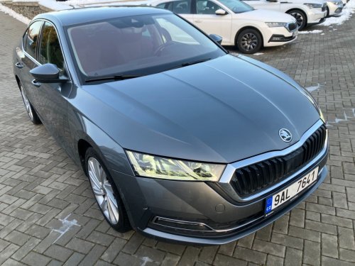 skoda-octavia-2-0tdi-110kw-dsg-style-nehavar