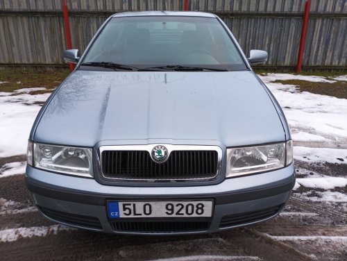 skoda-octavia-stbfqx01
