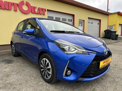 toyota-yaris-1-5-hybrid-74kw-1maj-kamera