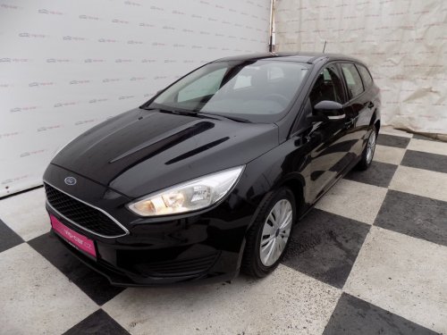 ford-focus-1-0-eco-boost-klimatizace