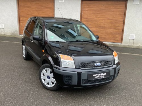 ford-fusion-1-4-vyhr-celni-sklo-klima