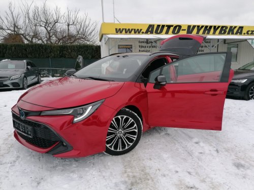 toyota-corolla-1-8-hybrid-style