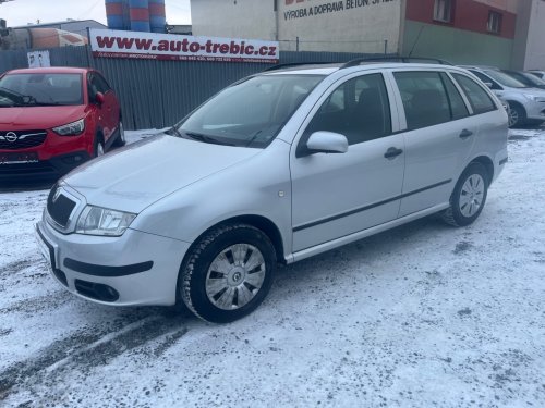 skoda-fabia-1-4-mpi-ambiente