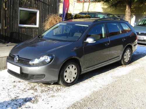 volkswagen-golf-1-2-tsi-77kw-zimni-pneu