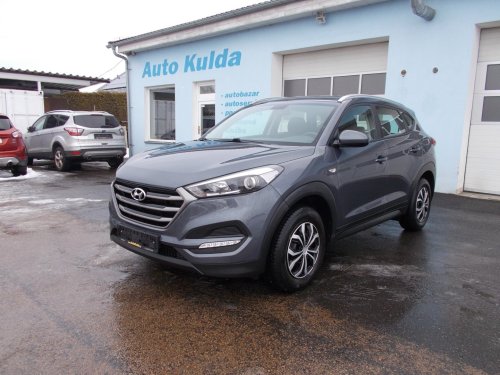 hyundai-tucson-1-6l-97kw-vyhr-sed-navigace