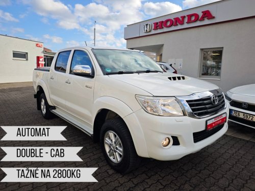 toyota-hilux-double-cab-3-0d-4d-at-4wd
