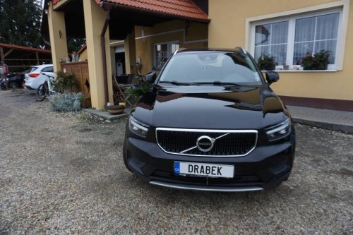 volvo-xc40