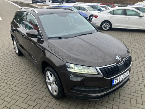 skoda-karoq-1-6tdi-dsg-style-sport-nove-cr