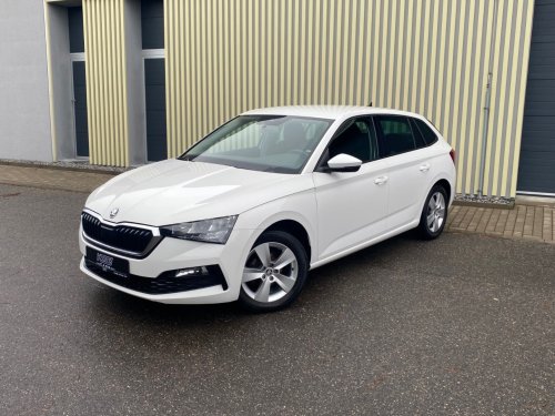 skoda-scala-1-0tsi-cr-1-maj-car-play