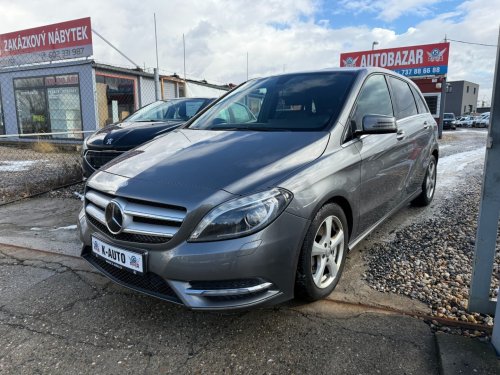 mercedes-benz-b-180-b180i-90kw-edition-1-servis