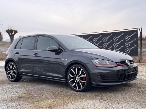 volkswagen-golf-gti-2-0-tsi-162-kw-manual