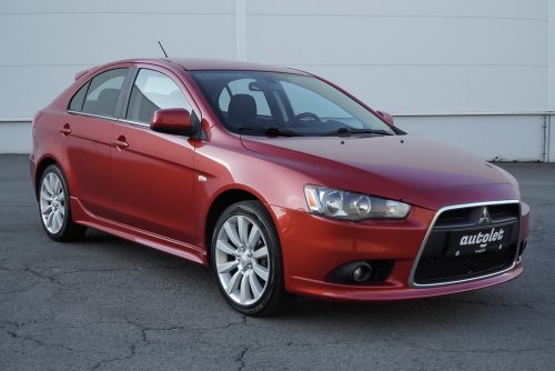 mitsubishi-lancer-1-8-intense