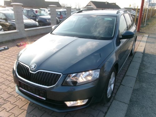 skoda-octavia-1-2tsi-navi-dsg-ac-bt-vyhrev
