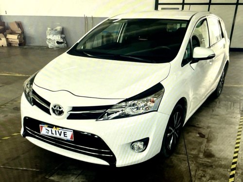 toyota-verso-1-6-7-mist-kamera