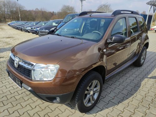 dacia-duster-1-6i-16v-4x2-laureate
