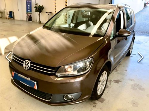 volkswagen-touran-1-2-tsi-highline-panorama-1-m