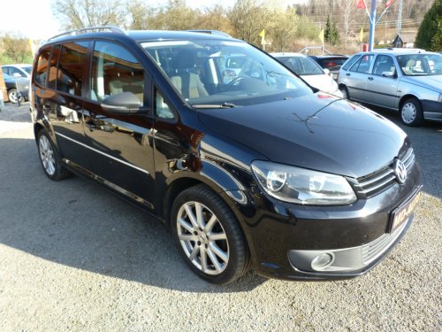 volkswagen-touran-1-2-tsi-highline