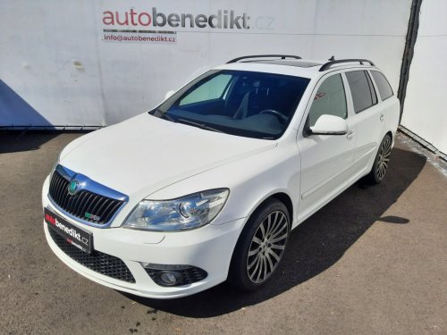 skoda-octavia-2-0tdi-dsg-rs-125kw-xenony