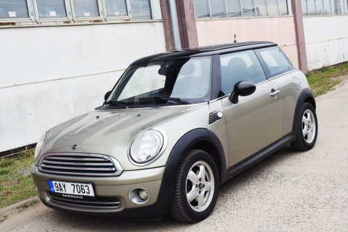 mini-cooper-1-6i-2008-face-kuze-panorama