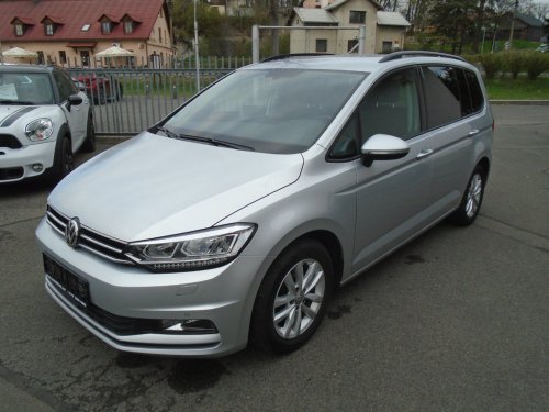 volkswagen-touran-2-0-tdi-110kw-serv-kniha