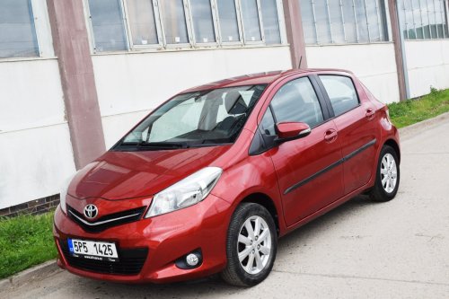 toyota-yaris-1-0-vvt-i-cr-puvod-93tkm-klima