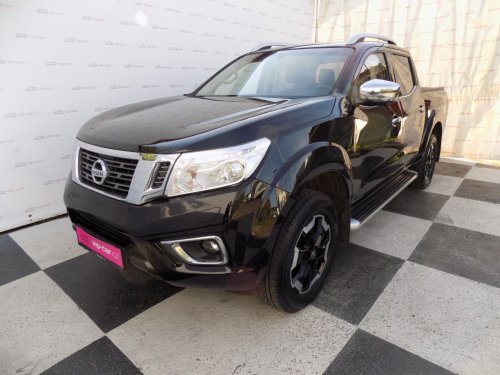 nissan-navara-2-3dci-4x4-bi-xenon-navi-cr