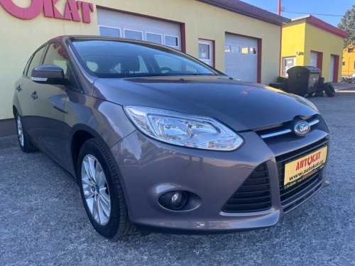 ford-focus-1-6i-92kw-1maj-esp-top