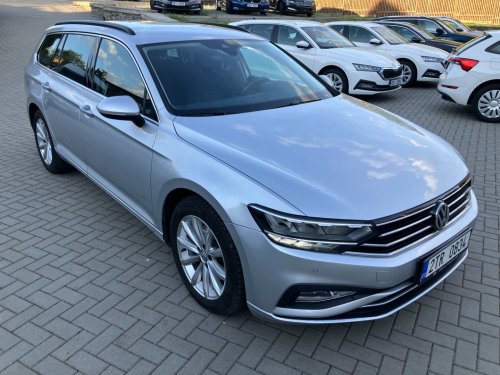 volkswagen-passat-variant-2-0tdi-110kw-dsg-el-tz-navi