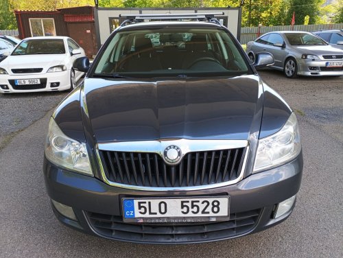 skoda-octavia-accaycx01