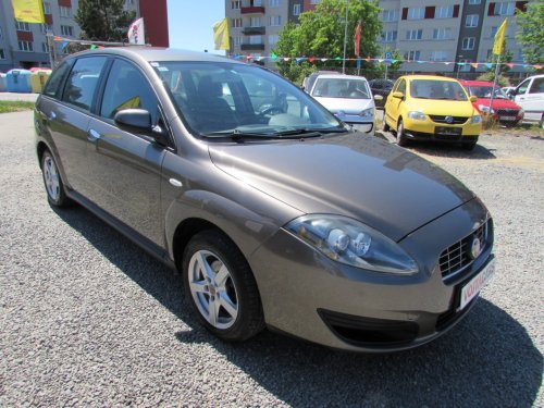 fiat-croma-1-8i-103kw-serviska-nova-stk