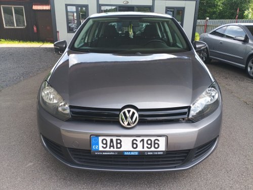 volkswagen-golf-caycfm5