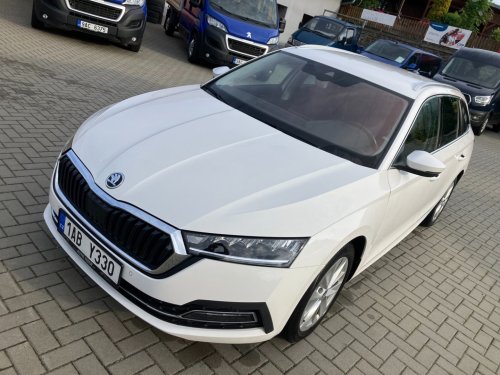 skoda-octavia-2-0tdi-style-nehavarovane-2024