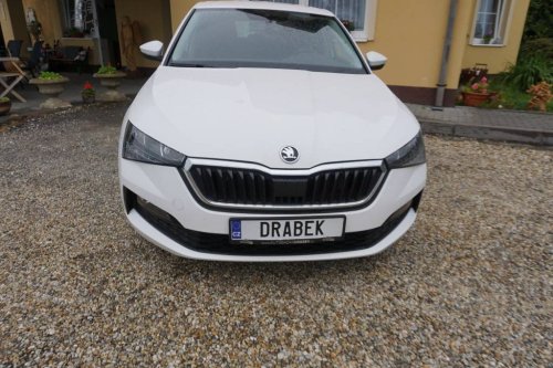 skoda-scala-1-0-1-maj-nove-v-cr-81-kw
