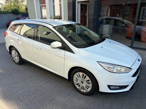 ford-focus-1-5-tdci-serviska-navi