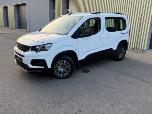 peugeot-rifter-1-2pt-81kw-allure-navigace