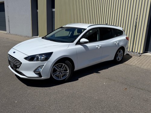 ford-focus-com-1-5tdci-88kw-tazne-navi